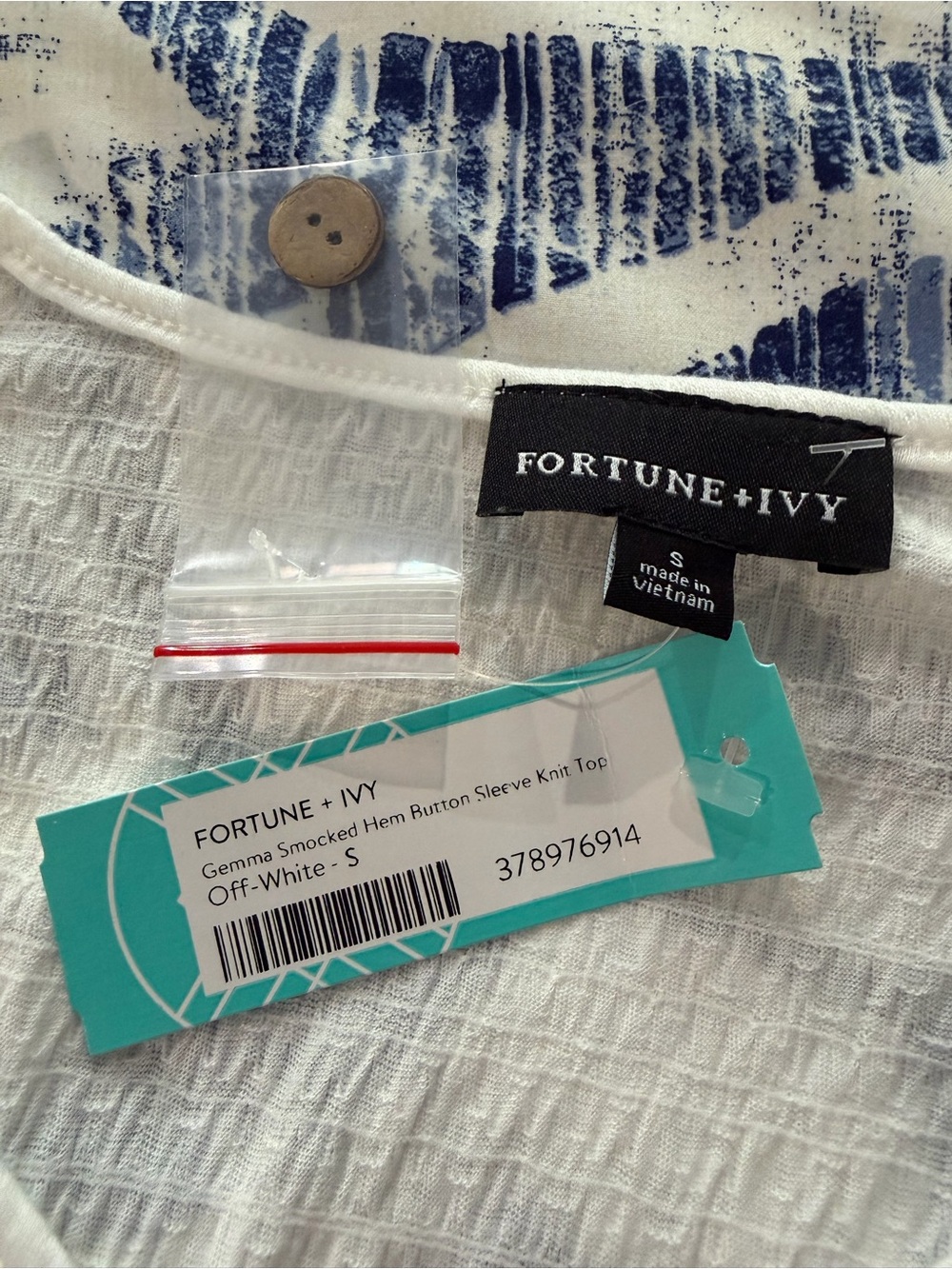 Textured White Button-Shoulder Tunic Top - Picture 5 of 9